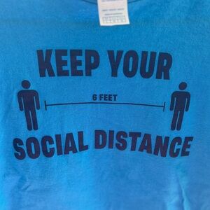 Tshirt unisex large delta pro weight social distance